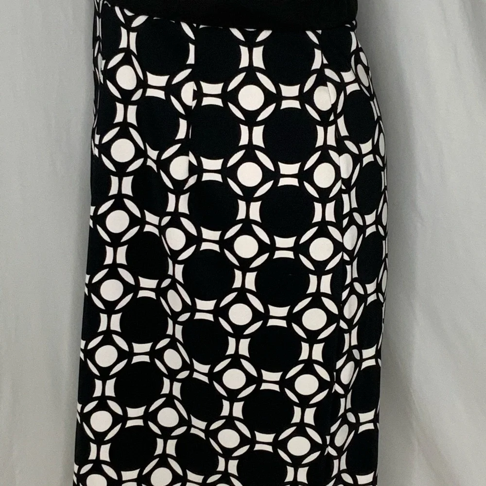 Connected Black/White Print Sleeveless Dress 10 - Picture 9 of 11